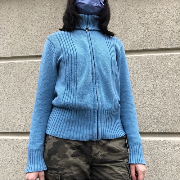 Y2K Blue Knit Zip-up Sweater - Picture 2 of 6